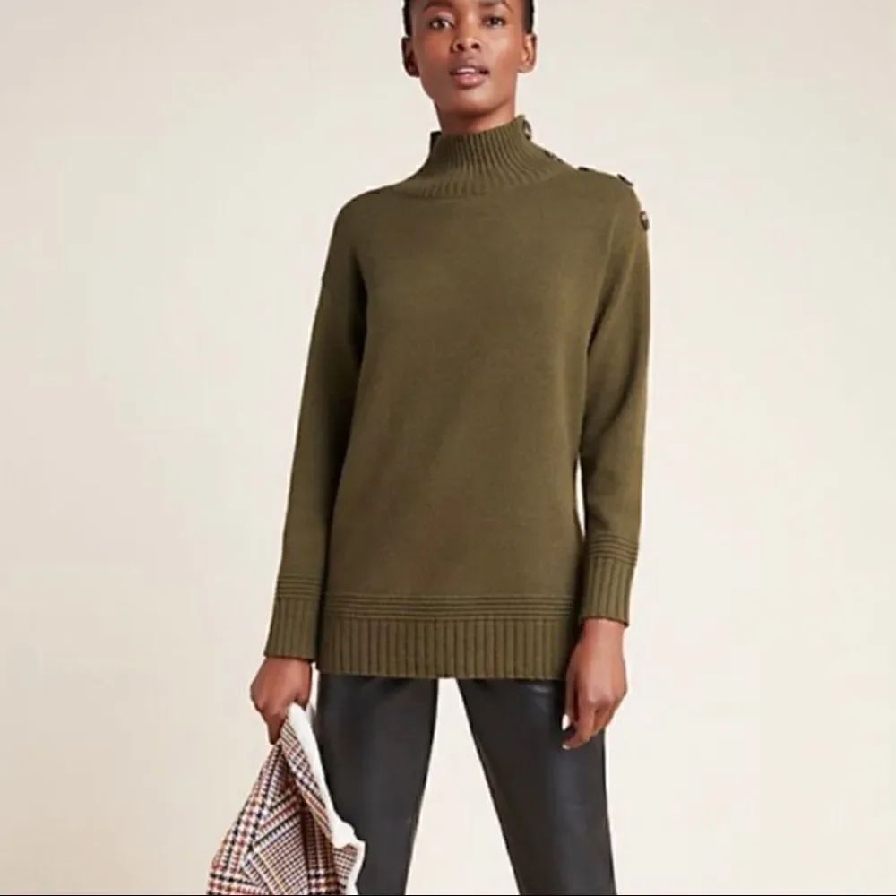 Revolve ANTHROPOLOGIE Margarita tunic Sweater in Green Khaki